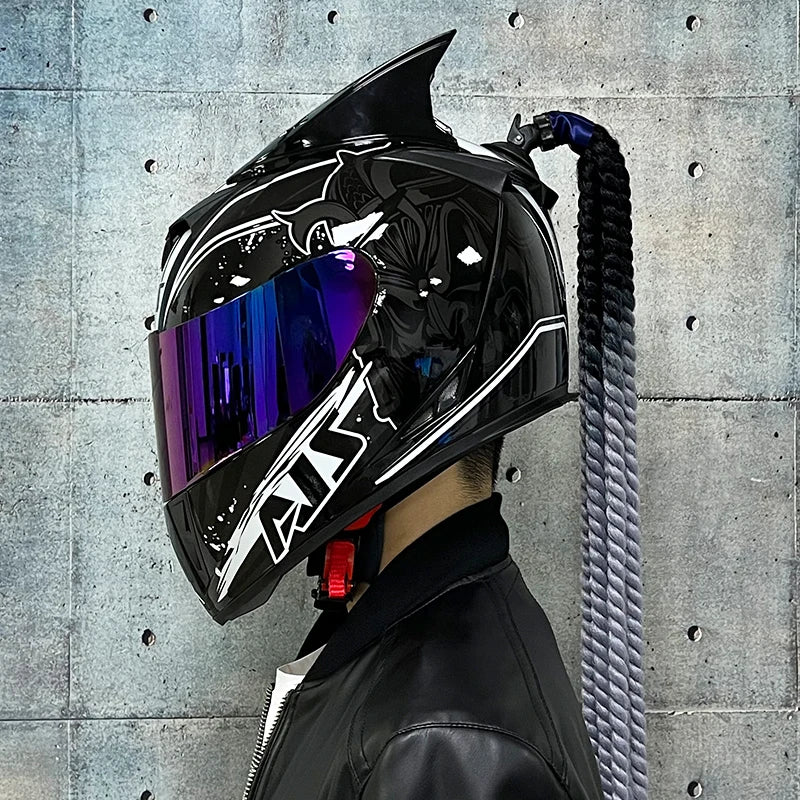Full face helmet motorcycle riding helmet safety double lens Racing helmet Individuality braids horns