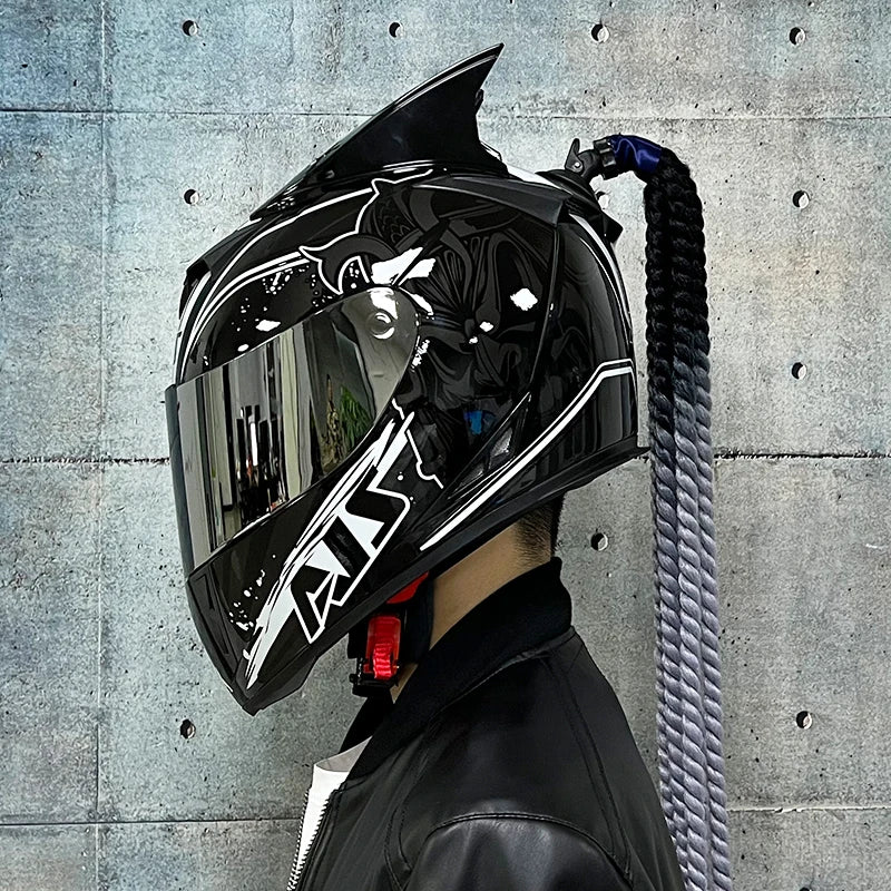 Full face helmet motorcycle riding helmet safety double lens Racing helmet Individuality braids horns