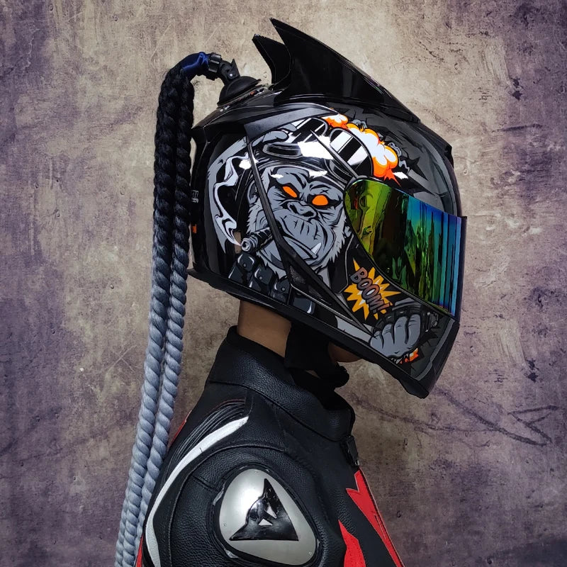 Full face helmet motorcycle riding helmet safety double lens Racing helmet Individuality braids horns