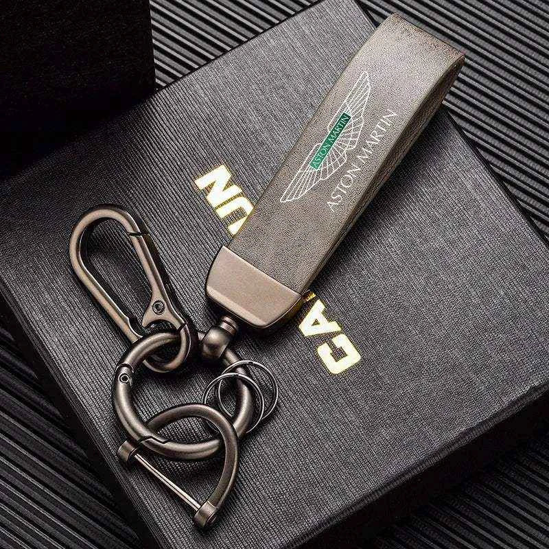 1PC Vintage Leather Car Keychain Horseshoe Buckle Jewelry KeyRing For Aston Martin DB S 11 X 9 Interior Auto Car Accessories